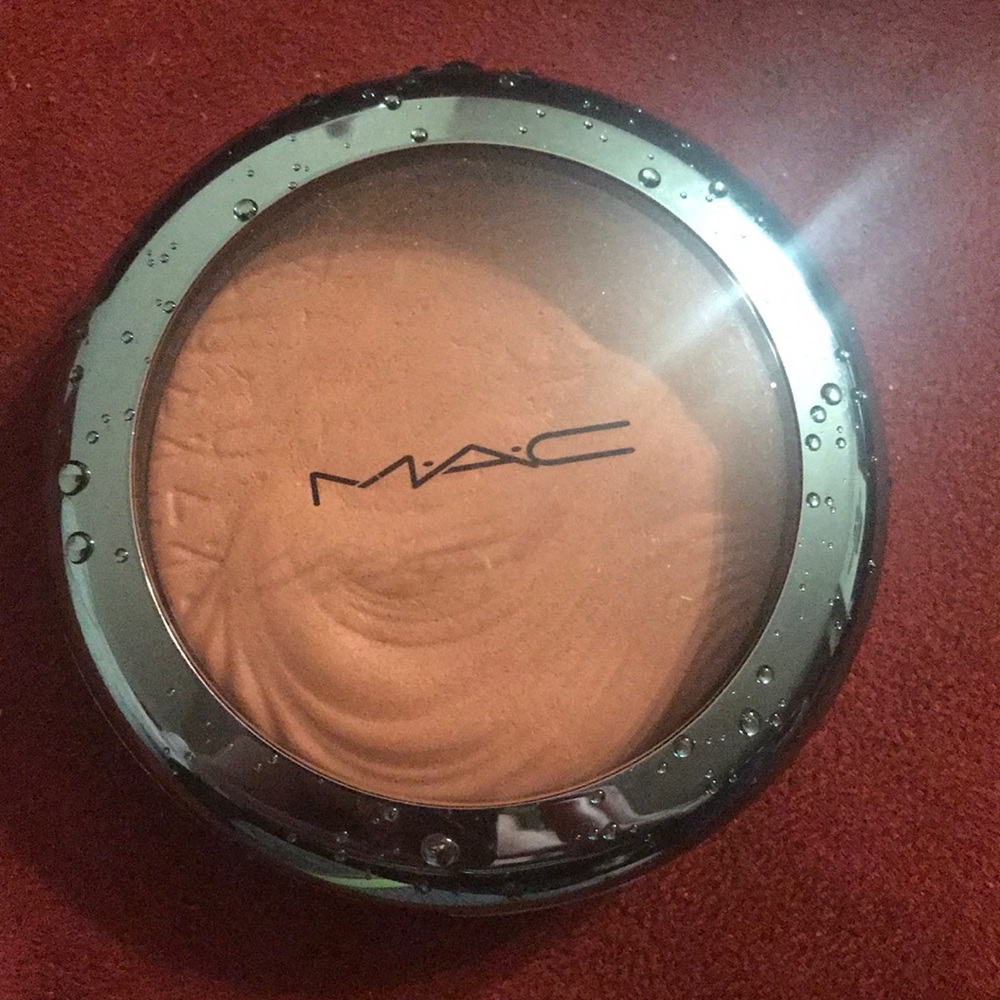 MAC Bronzer LE